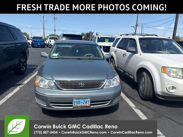 Used 2000 Toyota Avalon XLS w/ Option Pkg 6 FWD image 2