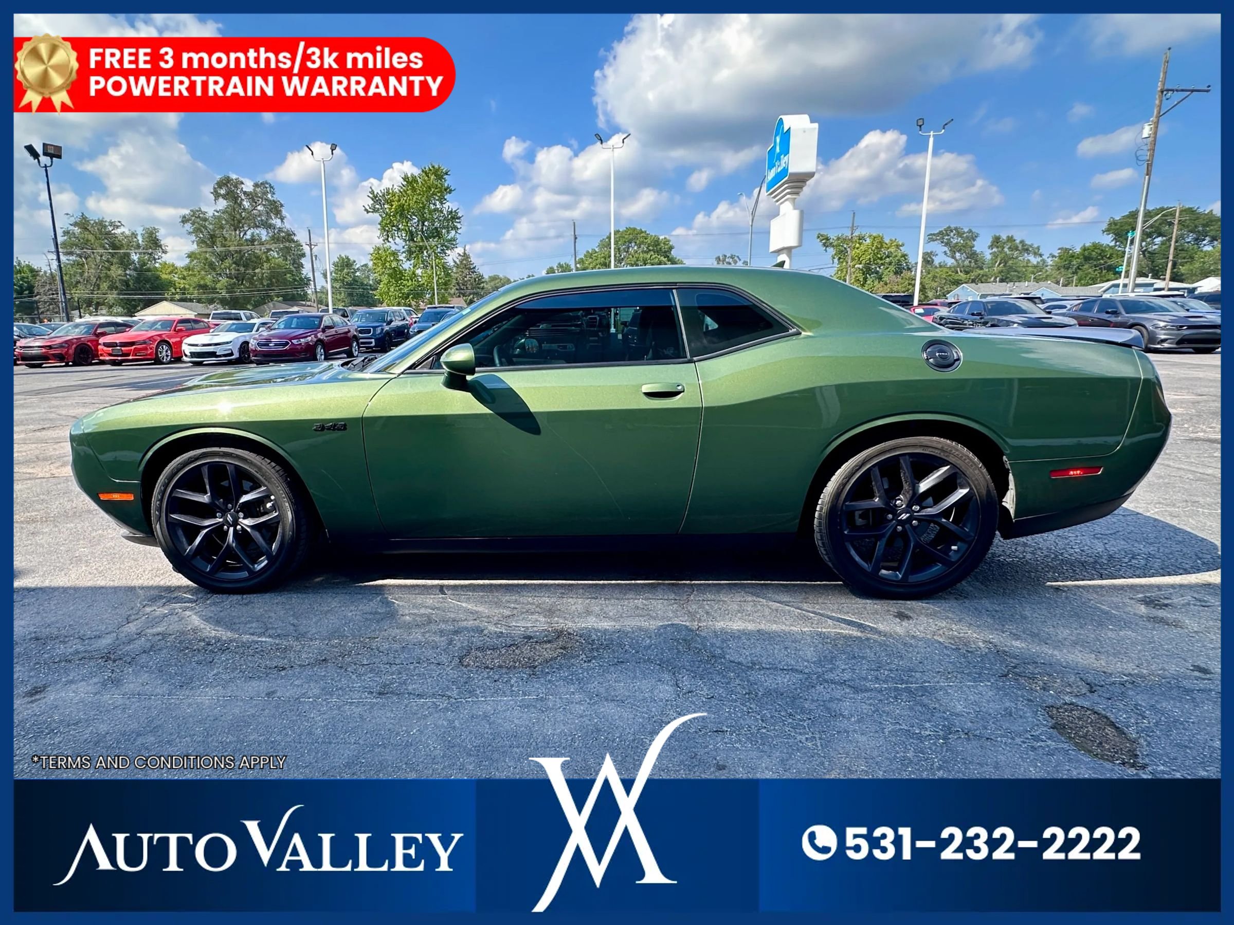 Used 2023 Dodge Challenger R/T w/ Plus Package RWD image 4