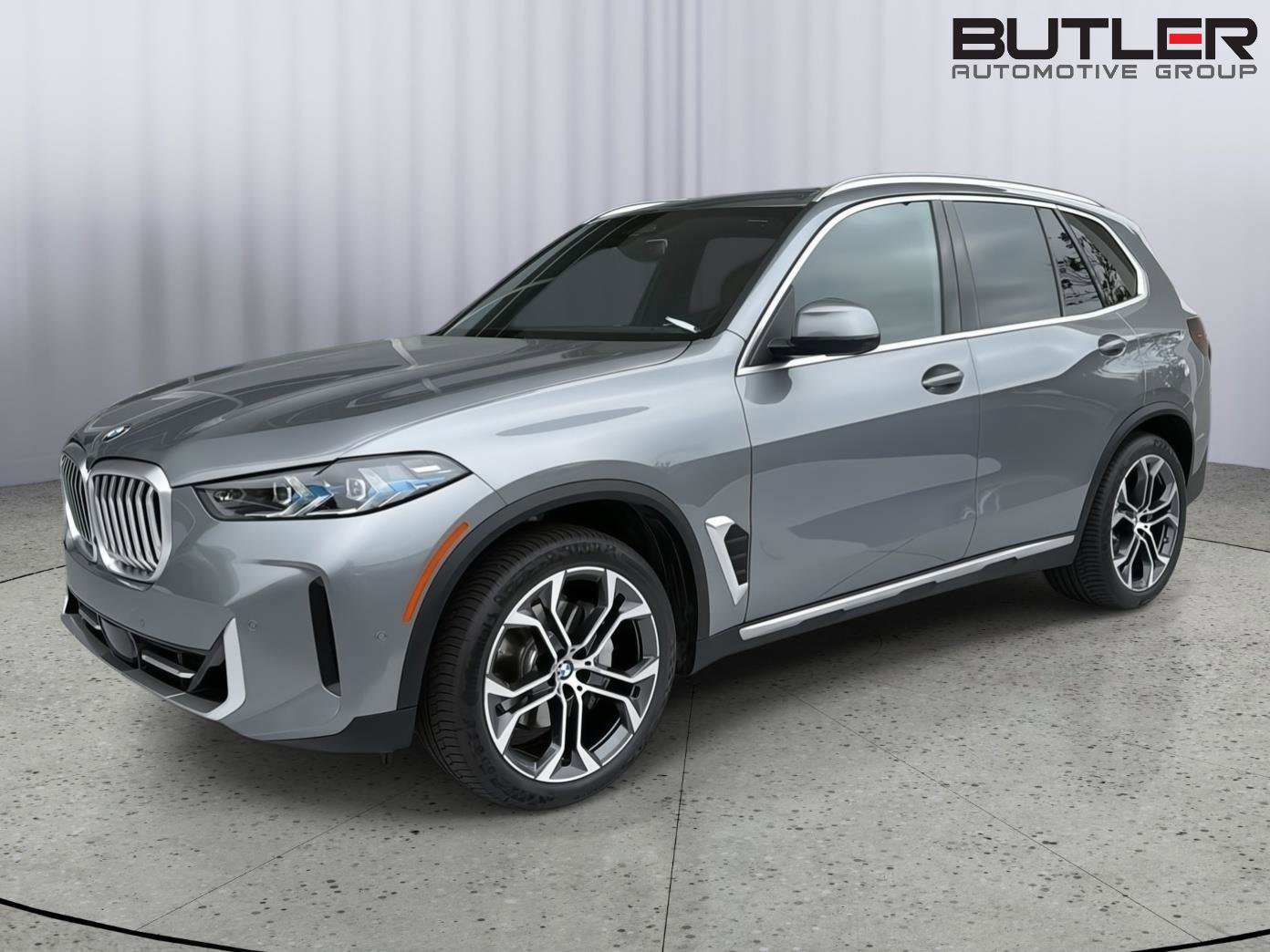 Certified 2024 BMW X5 xDrive40i w/ Premium Package AWD/4WD image 2
