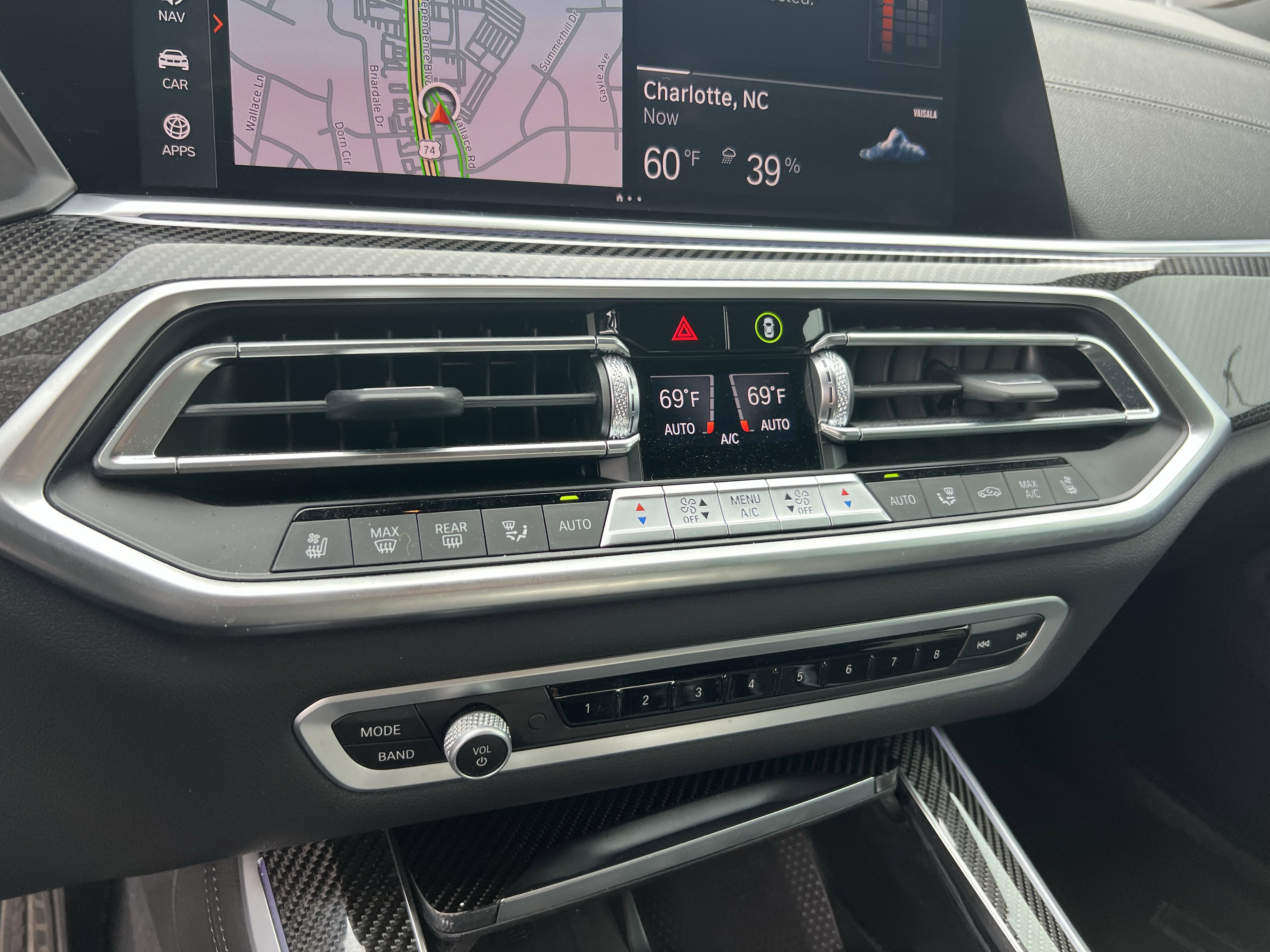 Used 2023 BMW X5 M50i w/ Executive Package image 28