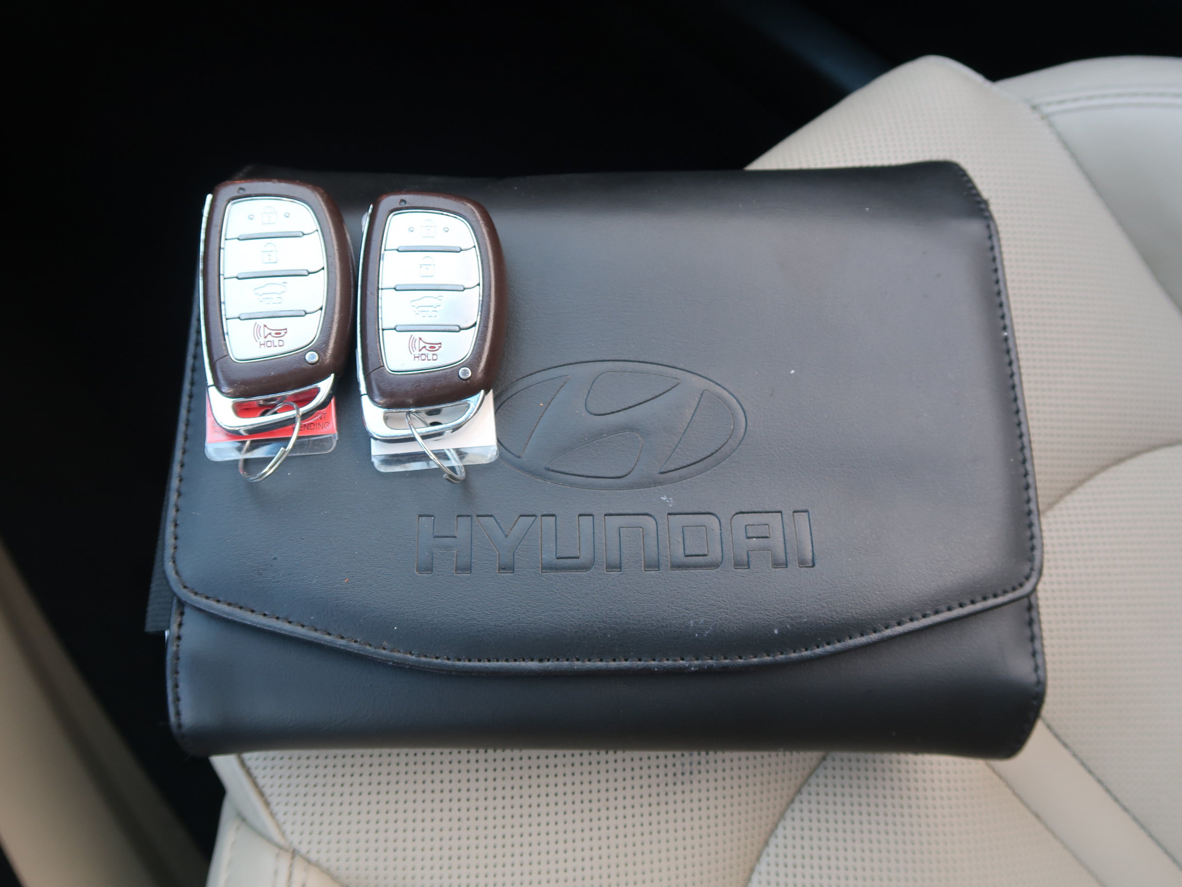 Used 2016 Hyundai Sonata Limited w/ Option Group 02 FWD image 25