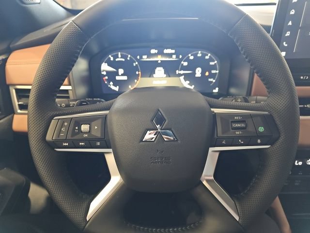 New 2026 Mitsubishi Outlander SEL AWD/4WD image 14