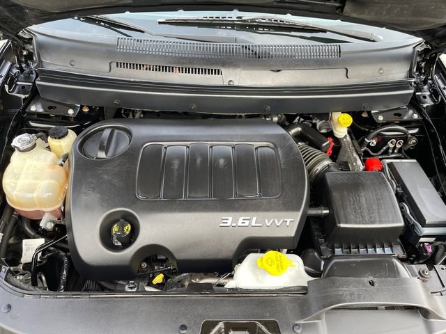 Used 2015 Dodge Journey SXT w/ Flexible Seating Group image 19