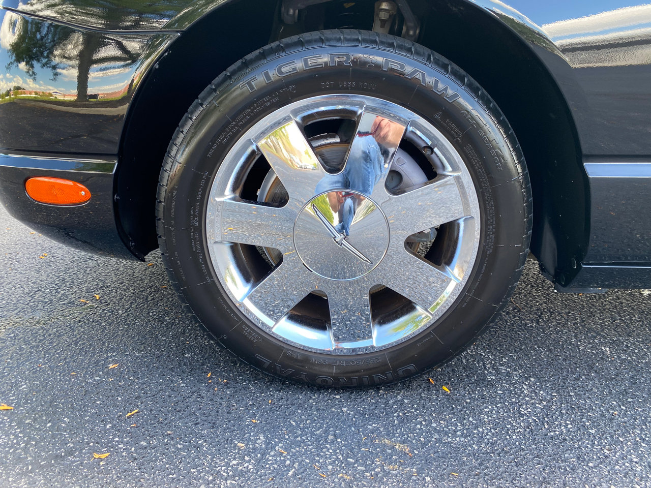 Used 2002 Ford Thunderbird Deluxe image 44