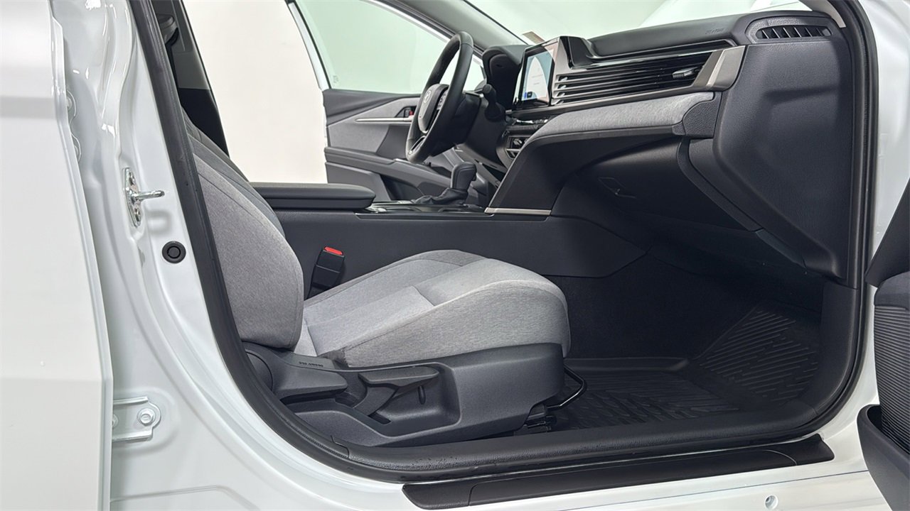Used 2026 Toyota Camry LE w/ Convenience Package image 18