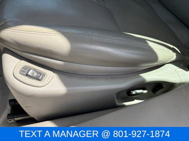 Used 2009 Saturn Aura XR FWD image 16