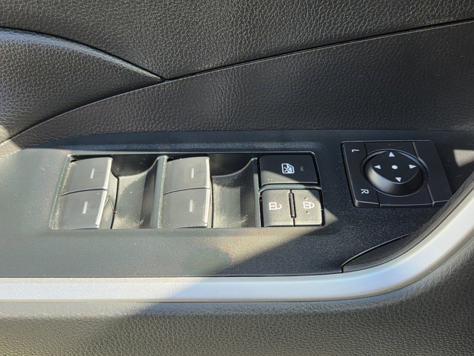 Certified 2025 Toyota RAV4 XLE Premium image 14