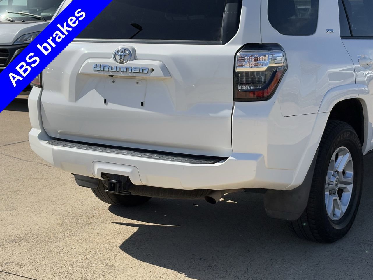 Used 2017 Toyota 4Runner SR5 RWD image 9