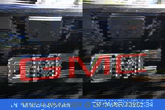 New 2025 GMC Sierra 3500 AT4 w/ AT4 Premium Plus Package image 7