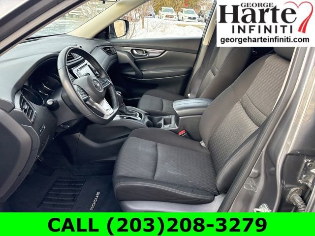 Used 2019 Nissan Rogue SV w/ Premium Package image 10