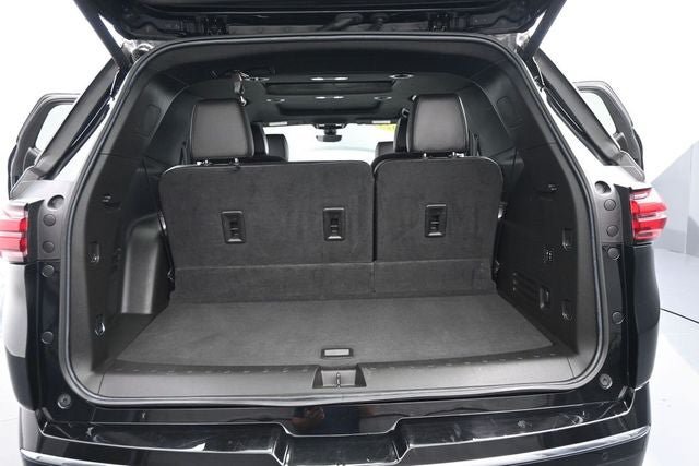 Used 2023 Chevrolet Traverse High Country AWD/4WD image 15