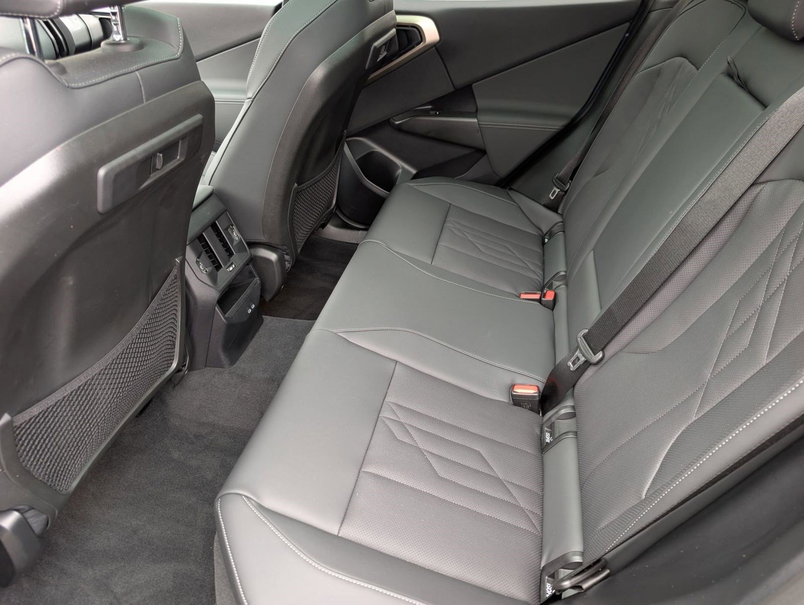 Certified 2025 BMW X3 xDrive30i w/ Premium Package image 26