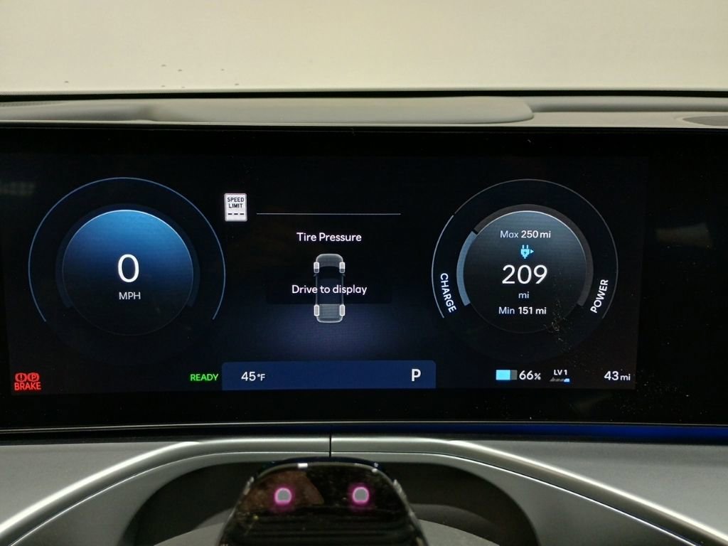 New 2026 Hyundai Ioniq 9 SEL image 19