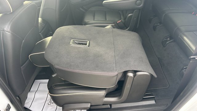 Certified 2023 Chevrolet Traverse Premier w/ Redline Edition image 38
