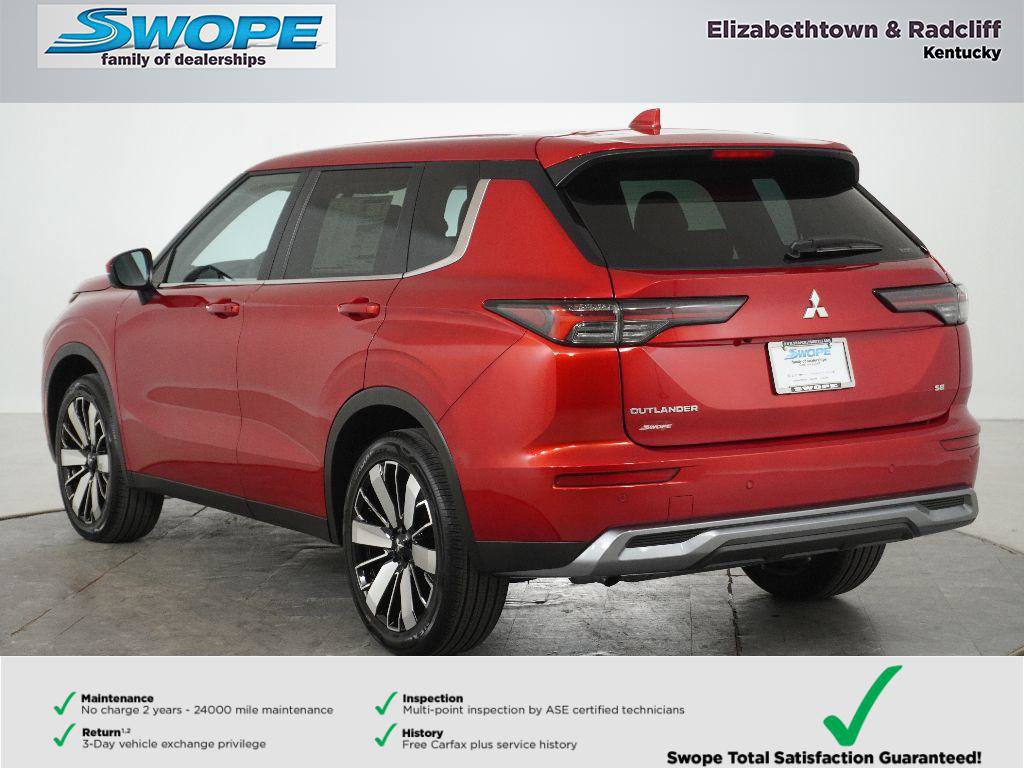 Used 2025 Mitsubishi Outlander SE AWD/4WD image 5