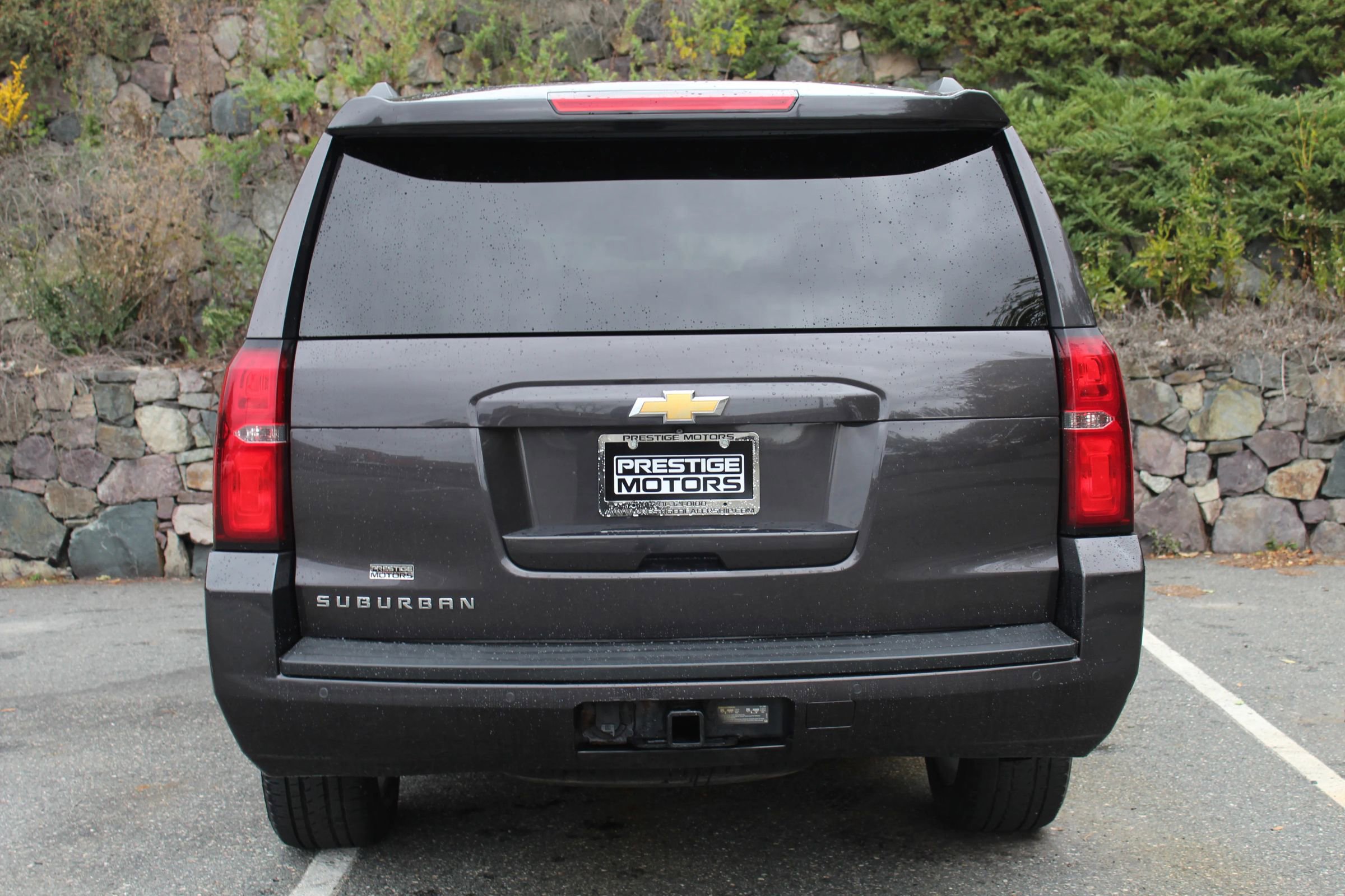 Used 2015 Chevrolet Suburban LT image 8