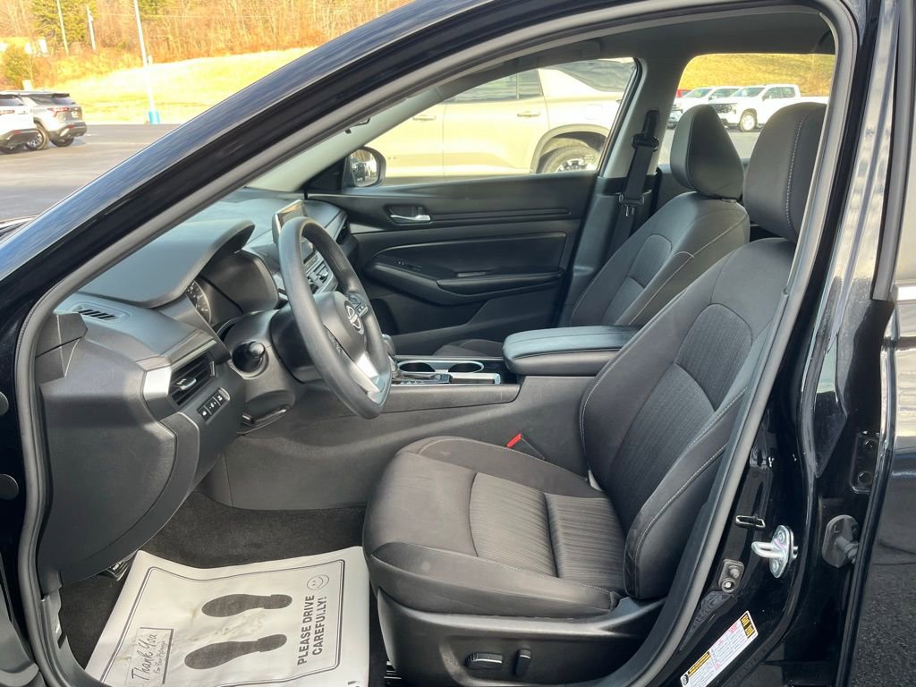 Used 2024 Nissan Altima 2.5 SV image 20