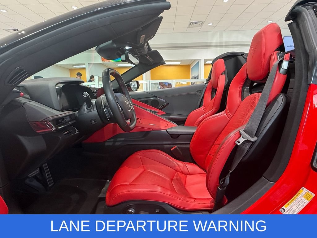 Used 2024 Chevrolet Corvette Stingray Preferred Conv w/ Z51 Performance Package RWD image 9