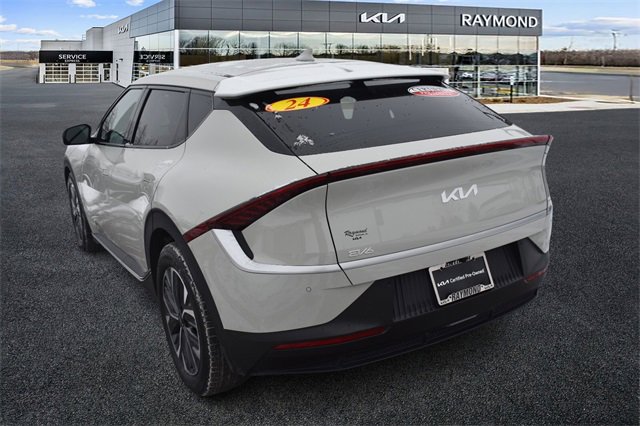 Used 2024 Kia EV6 Light image 5