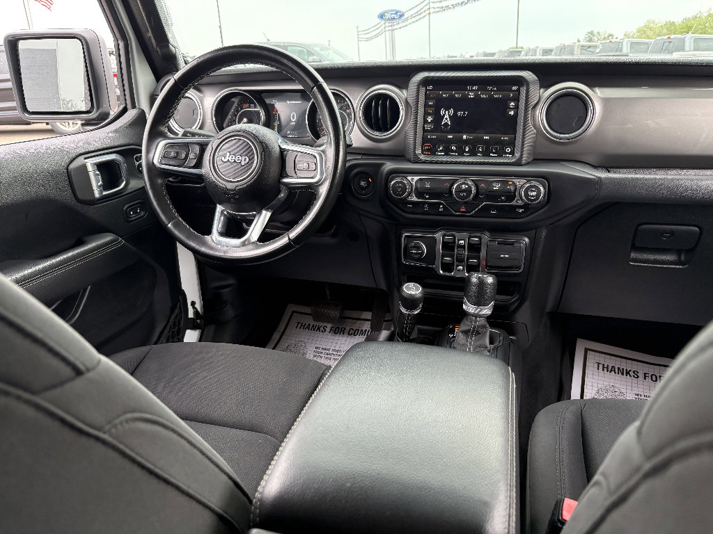 Used 2021 Jeep Wrangler Unlimited Sahara AWD/4WD image 25