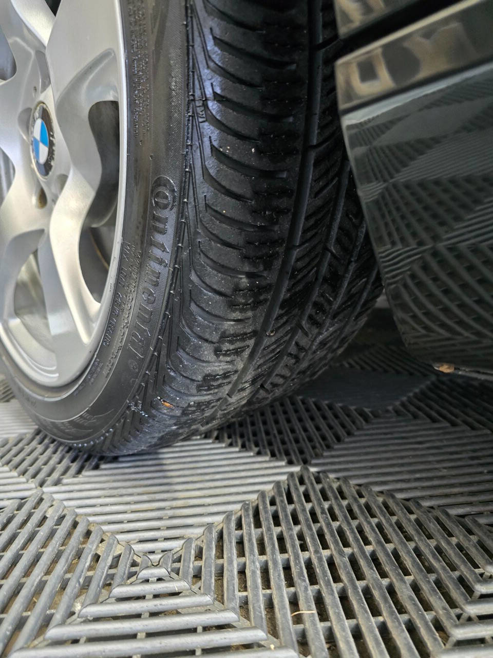 Used 2009 BMW 328i Convertible image 30