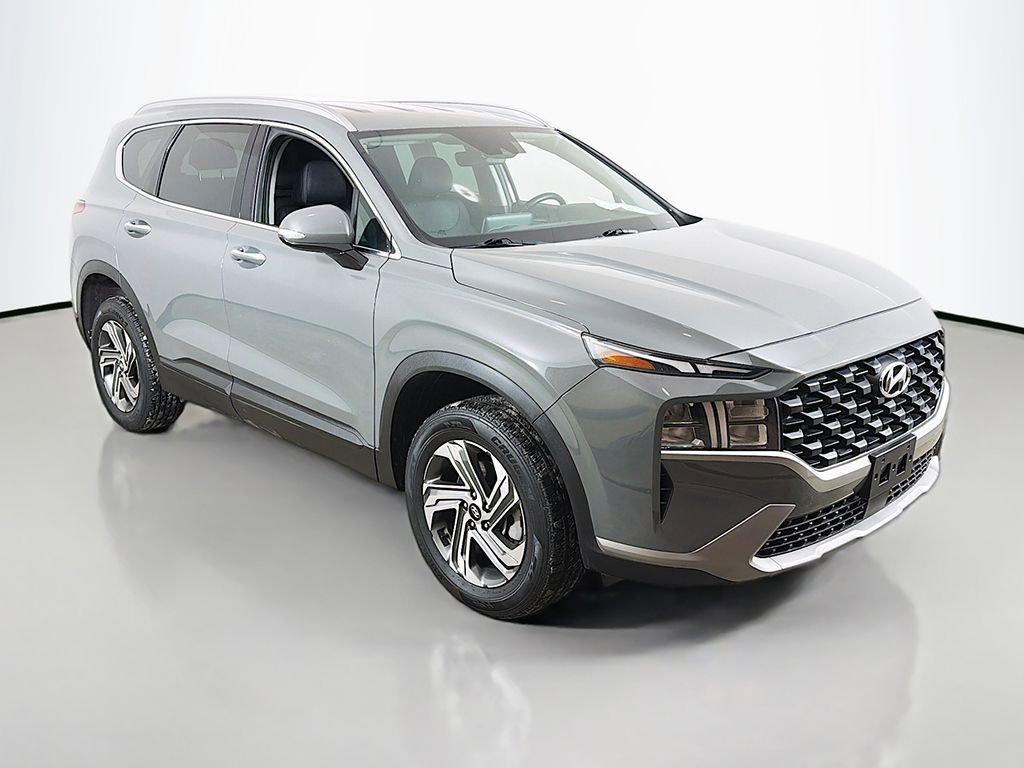 Used 2023 Hyundai Santa Fe SEL image 2