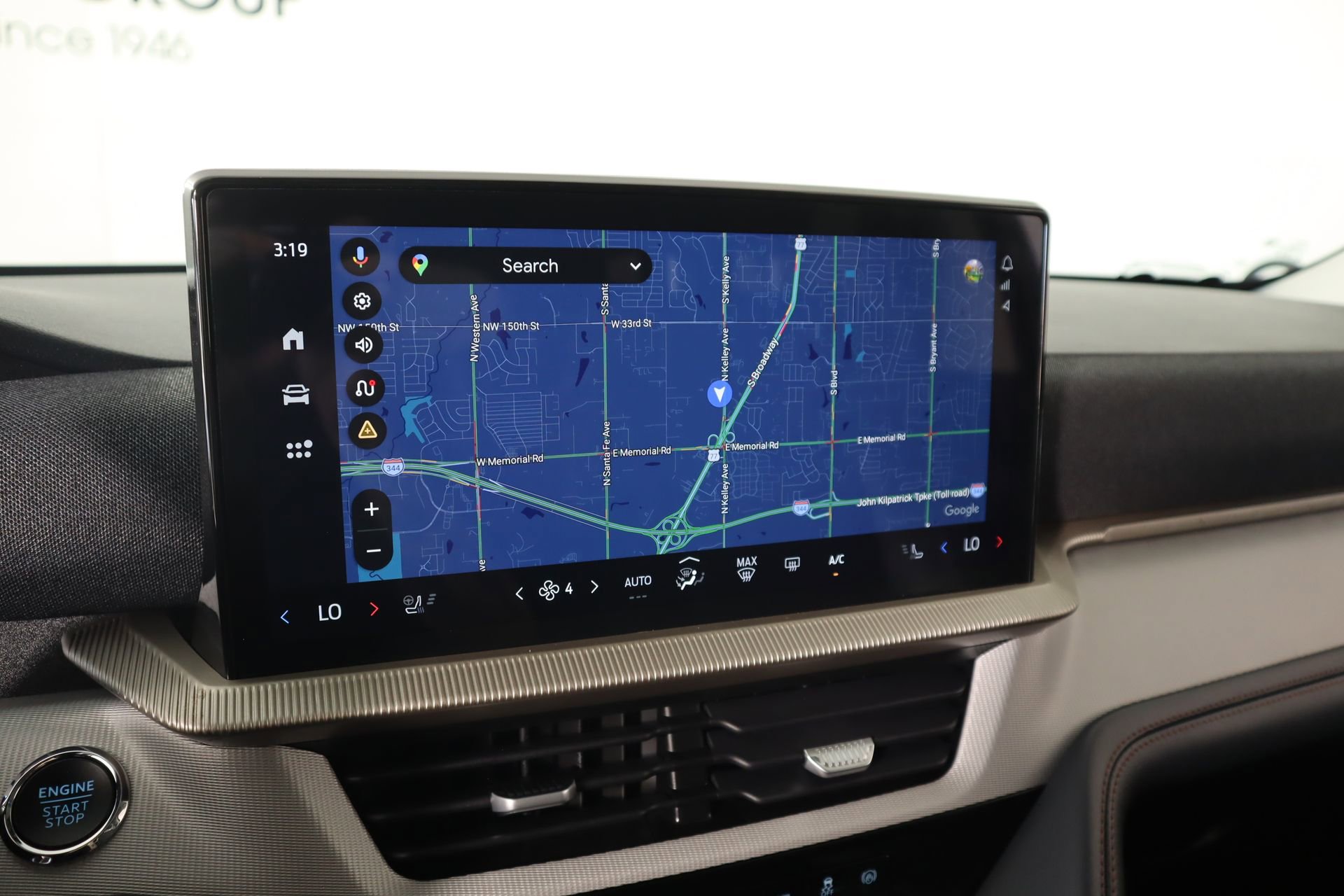 Used 2025 Ford Explorer Active w/ Active Comfort Package RWD image 7