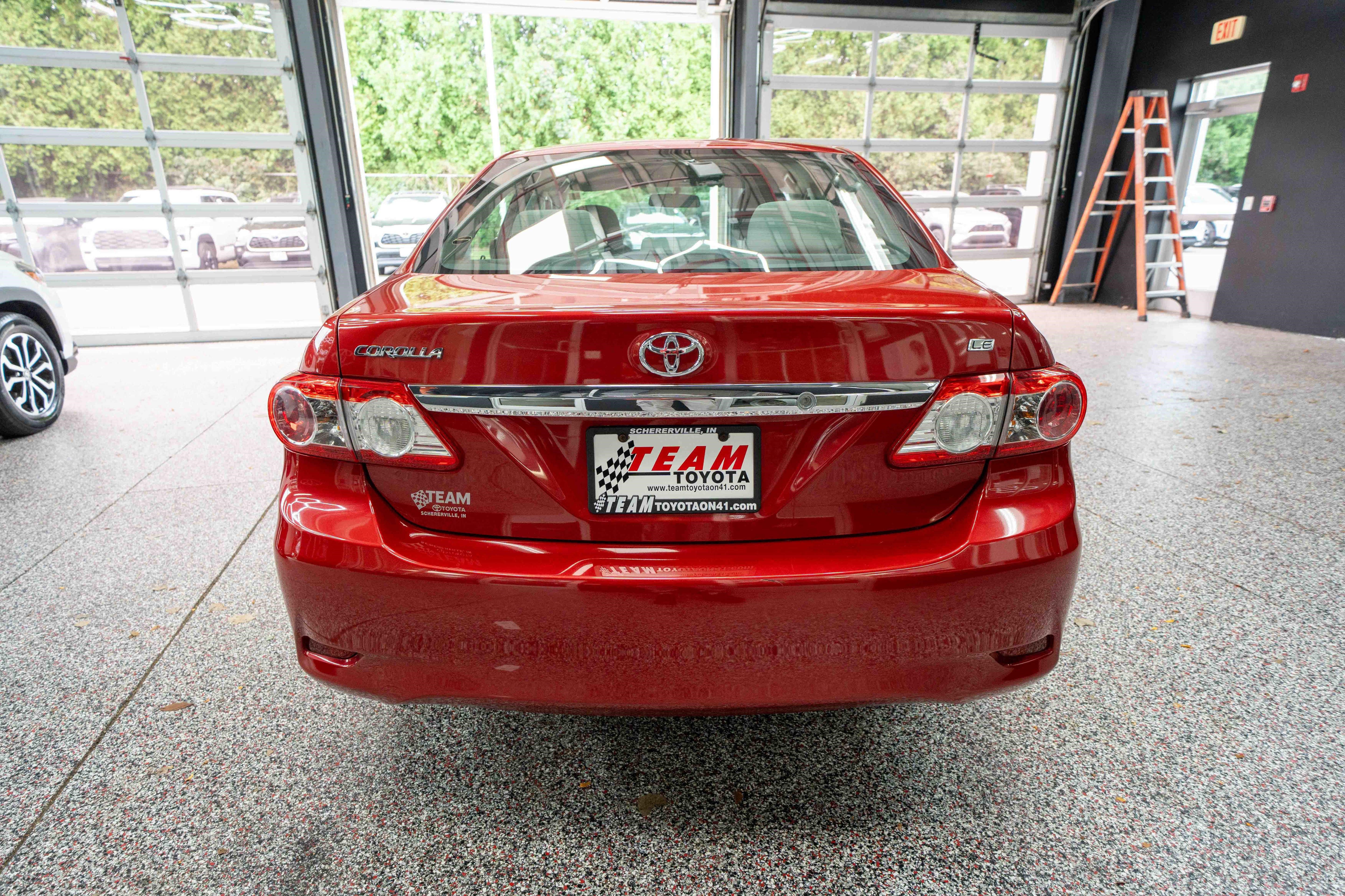 Used 2013 Toyota Corolla LE FWD image 3