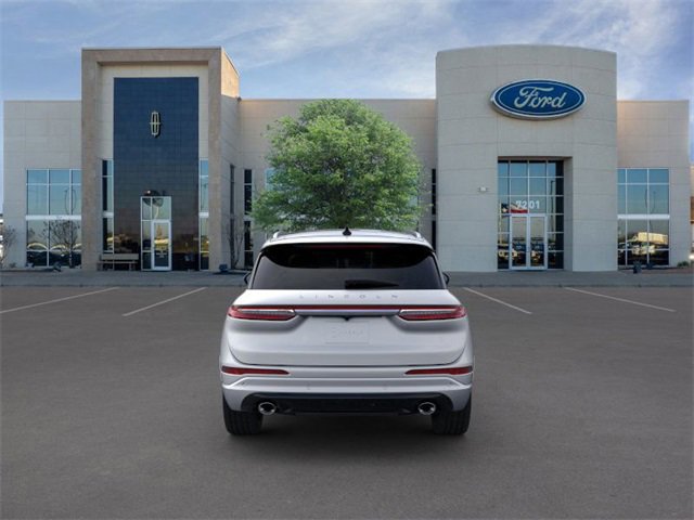 Used 2024 Lincoln Corsair Grand Touring image 5