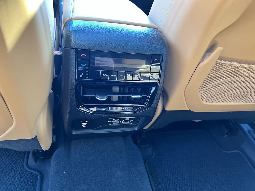 Used 2021 Jeep Grand Cherokee L Summit w/ Advanced Protech Group IV image 20