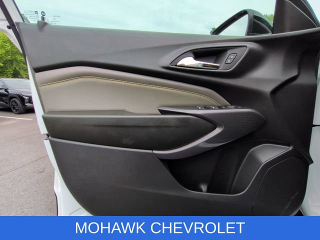 Certified 2025 Chevrolet Trax ACTIV w/ Sunroof Package FWD image 22