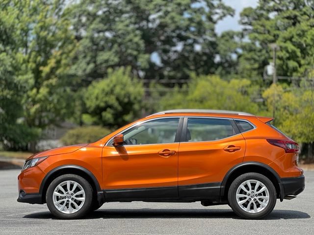 Used 2020 Nissan Rogue Sport SV FWD image 8
