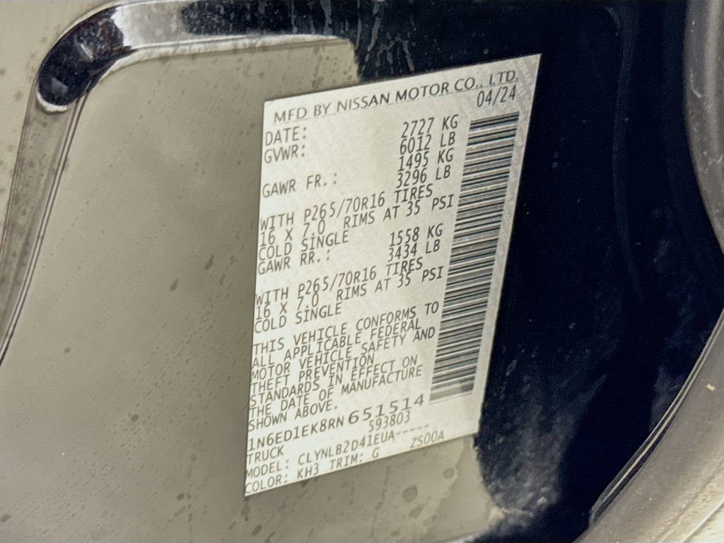 Used 2024 Nissan Frontier SV image 28