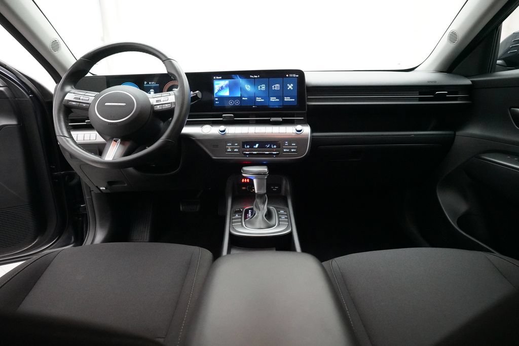 Used 2025 Hyundai Kona SEL AWD/4WD image 5