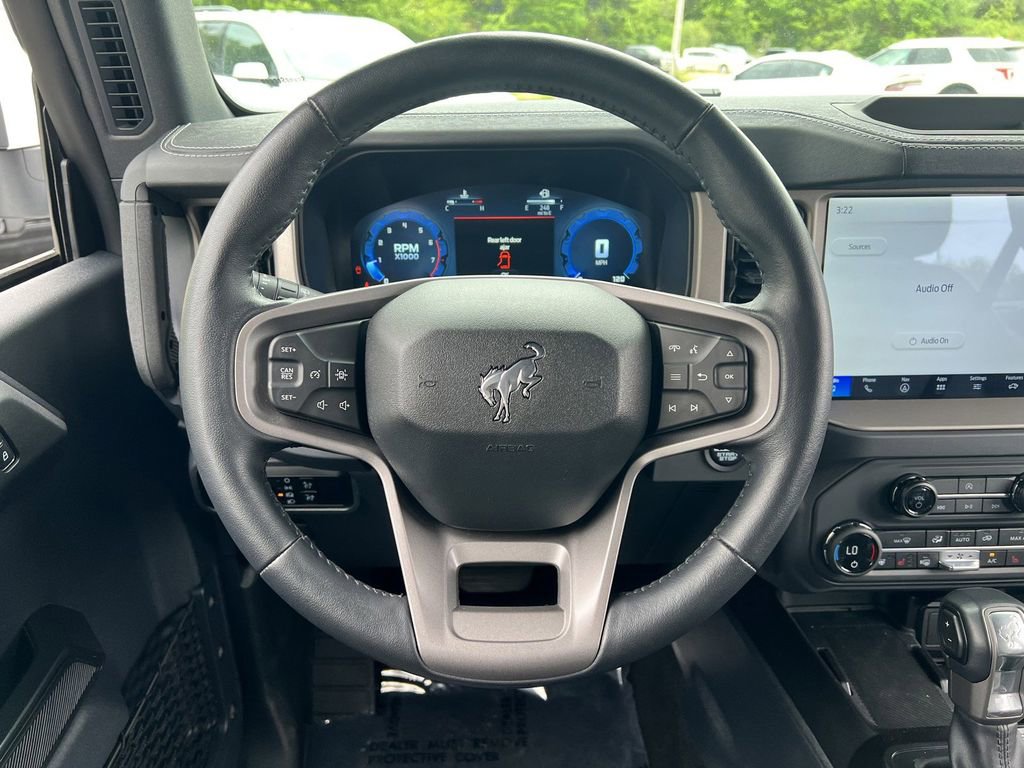 Certified 2025 Ford Bronco Outer Banks AWD/4WD image 10