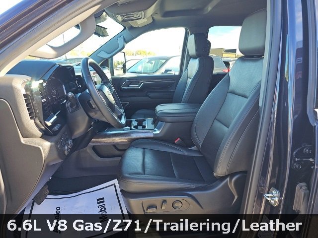 Used 2024 Chevrolet Silverado 3500 LTZ w/ LTZ Convenience Package image 11