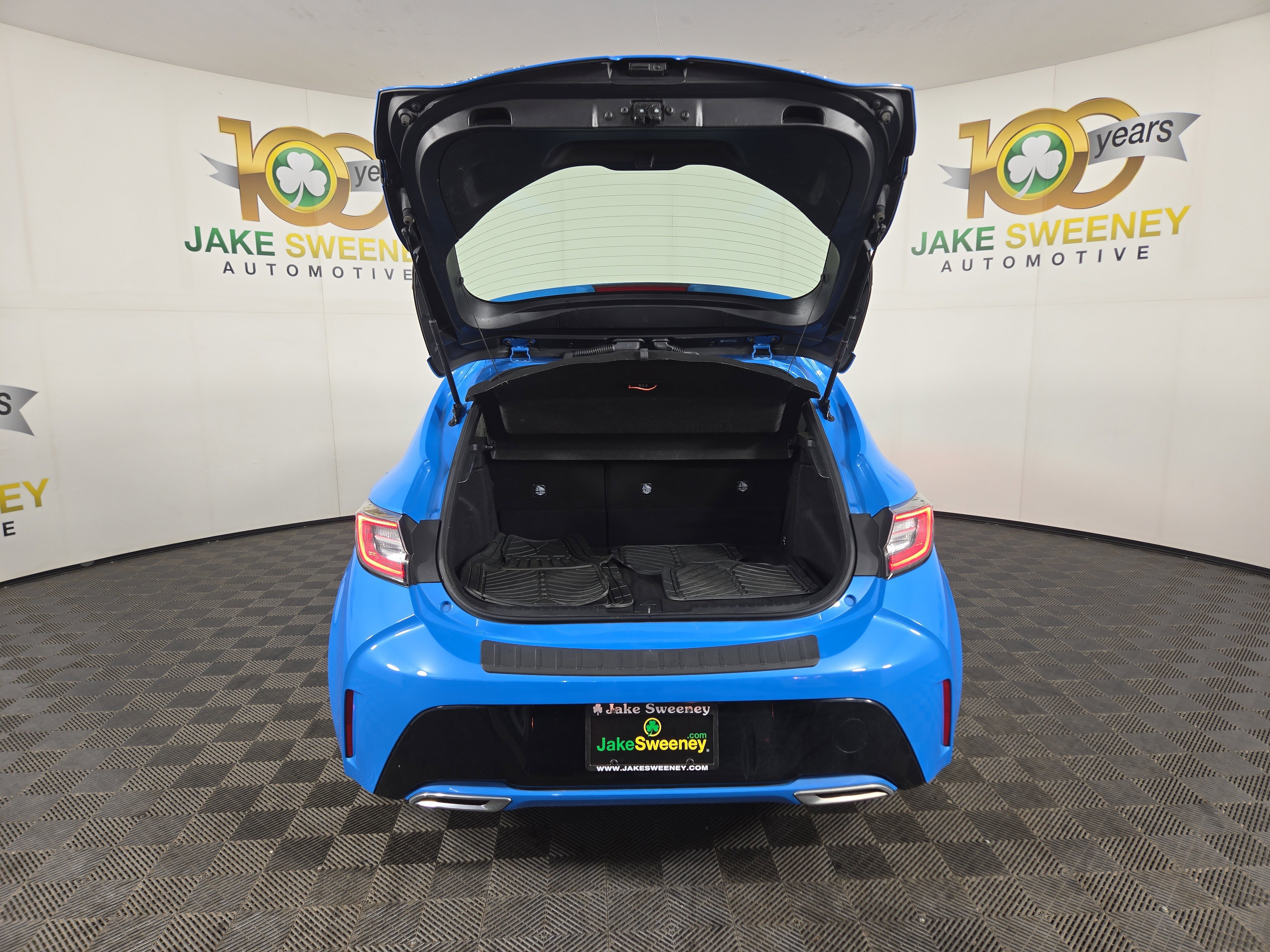 Used 2019 Toyota Corolla XSE image 30