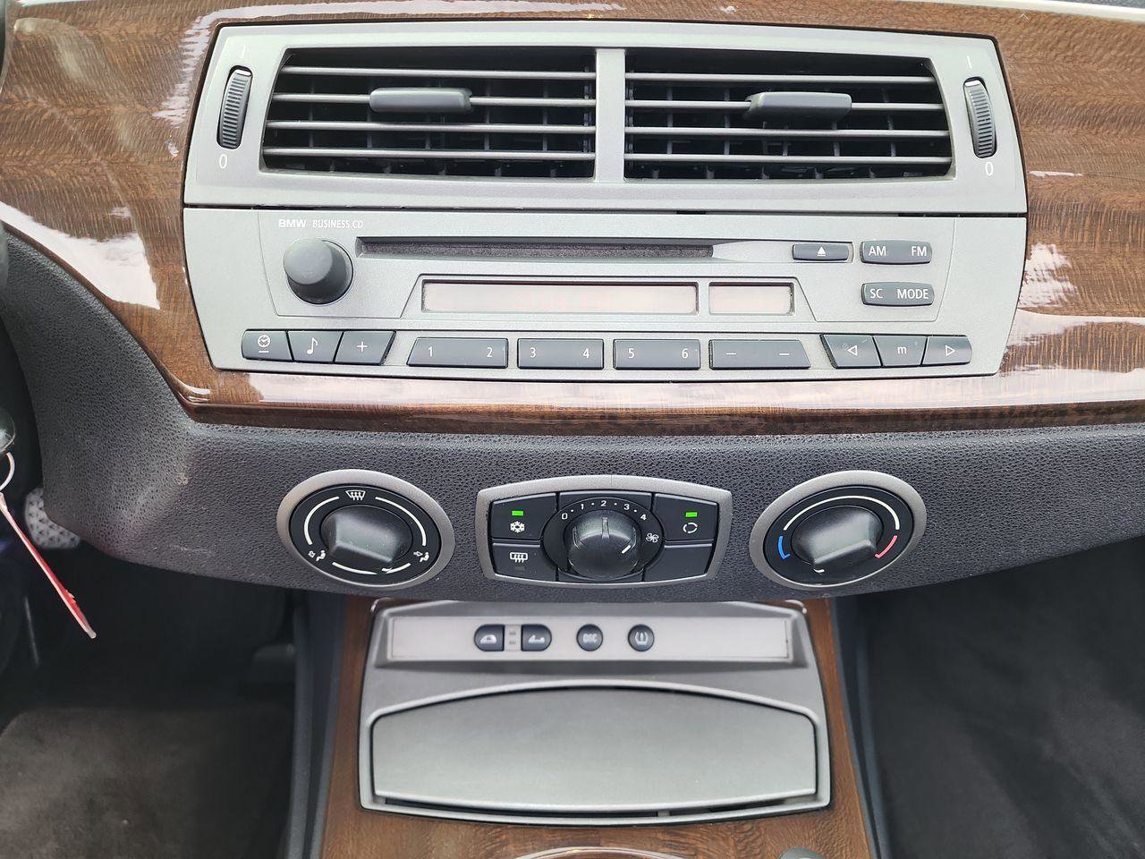 Used 2003 BMW Z4 3.0i image 9