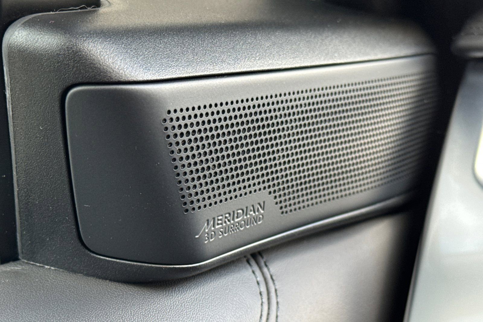 Used 2023 Land Rover Range Rover Autobiography image 20