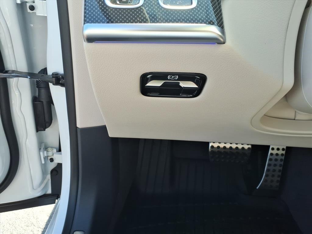 New 2025 Mercedes-Benz S 580 4MATIC Sedan image 14