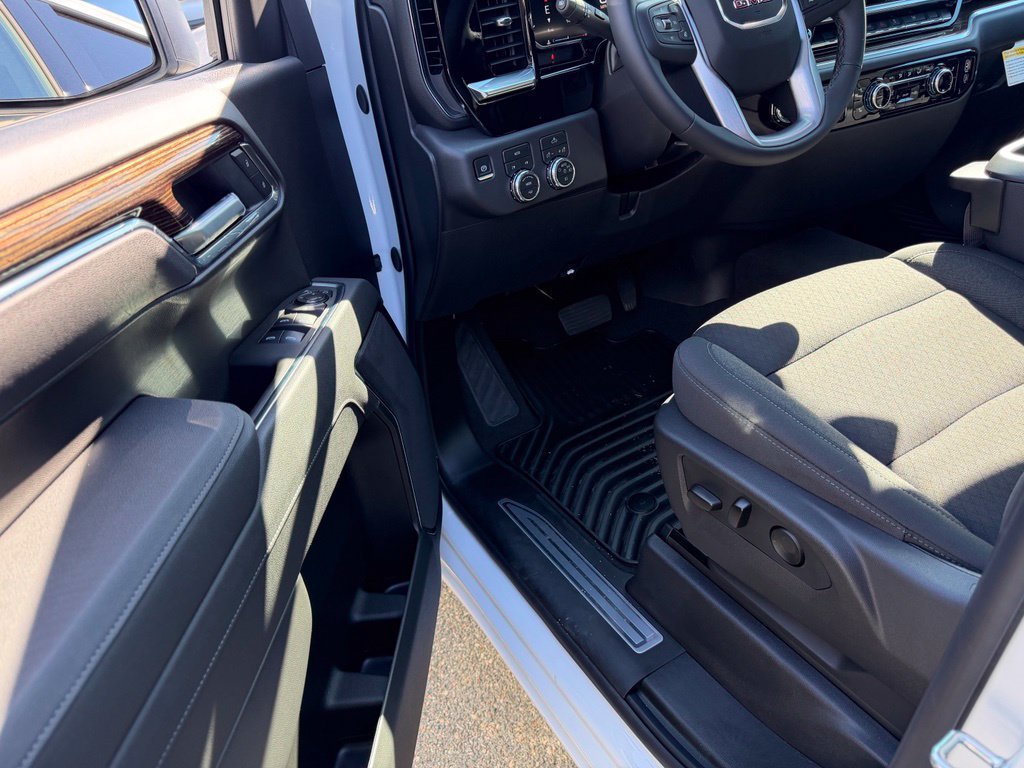 New 2026 GMC Sierra 1500 Elevation AWD/4WD image 16