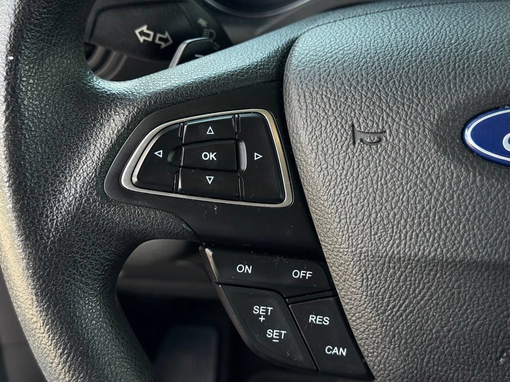 Used 2017 Ford Escape SE FWD image 23