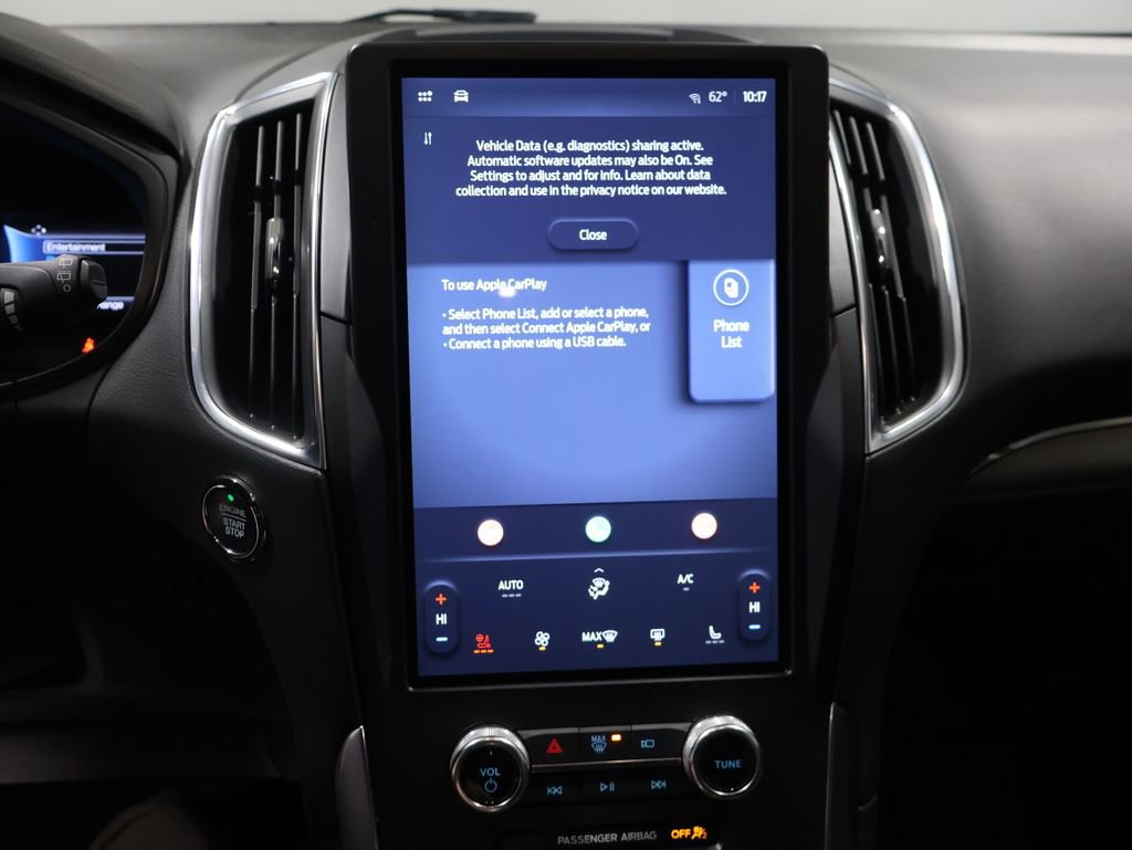 Used 2024 Ford Edge Titanium image 23