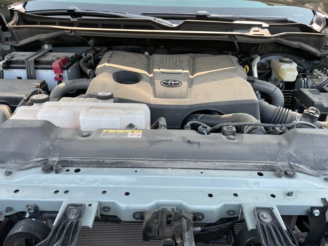 Used 2026 Toyota Tundra SR5 w/ TRD Off-Road Package AWD/4WD image 32