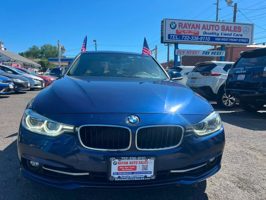 Used 2016 BMW 328i xDrive Sedan AWD/4WD image 3