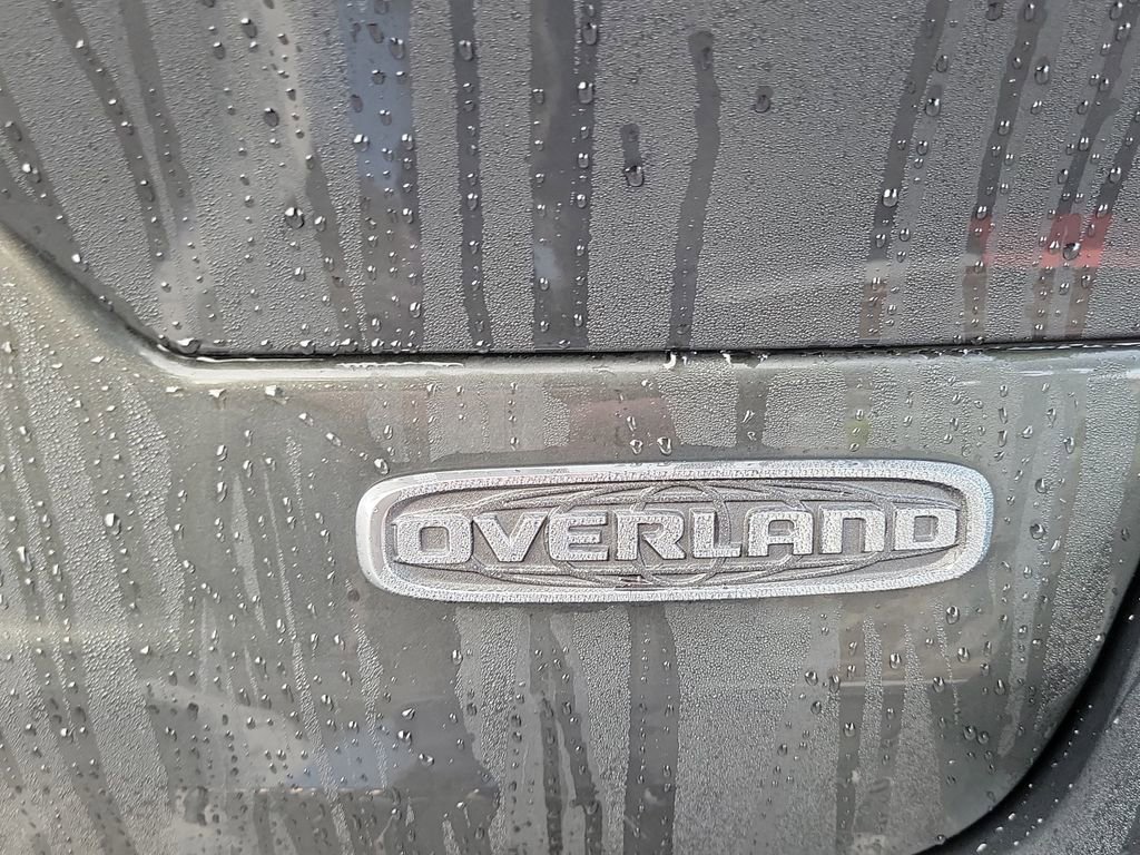 Used 2023 Jeep Grand Cherokee Overland w/ Advanced Protech Group III image 26