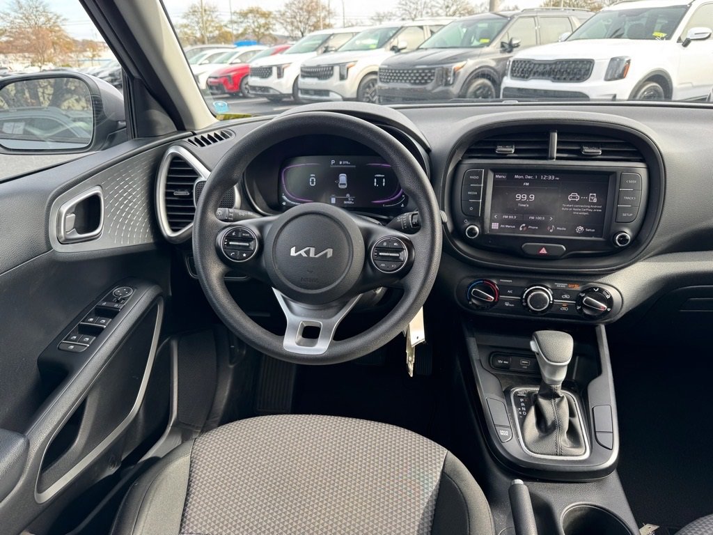 Certified 2023 Kia Soul LX w/ Option Group 015 image 11