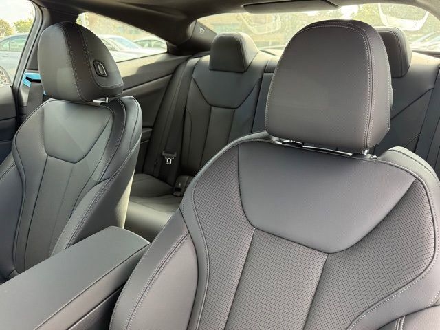 New 2026 BMW M440i Coupe w/ Parking Assistance Package image 18