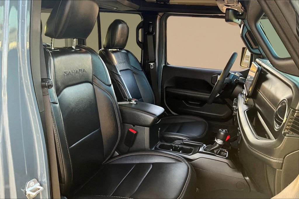 Used 2024 Jeep Wrangler Sahara w/ Technology Group image 33