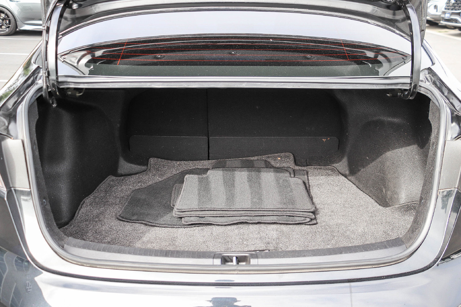 Used 2022 Toyota Corolla SE w/ Carpet Mat Package (TMS) FWD image 26